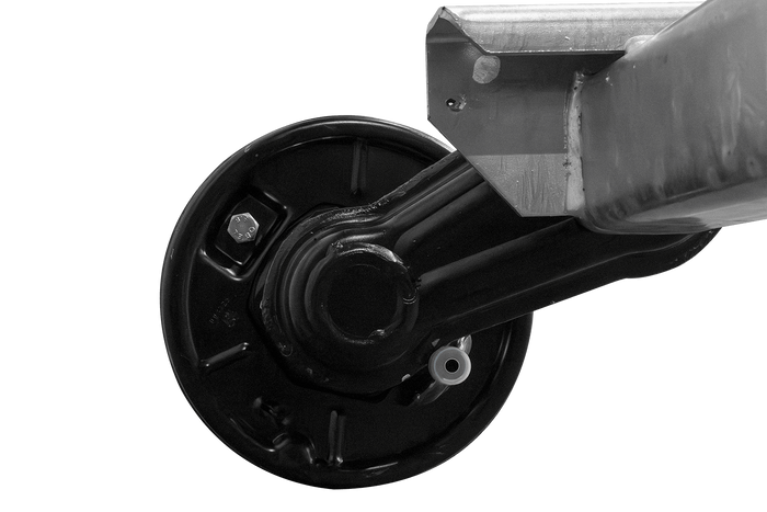 Essieu freiné KNOTT VGB13M pour remorque/porte-voitures 1350 kg, 1900 mm, 2350 mm, 5x112