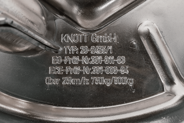 Kit de frein avec disque d'ancrage KNOTT 24489.70K, frein 200x50 droit