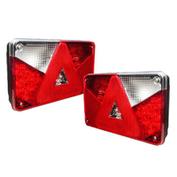Feux arrière ASPÖCK MULTIPOINT III à baïonnette 8 broches, 7 fonctions gauche + droite